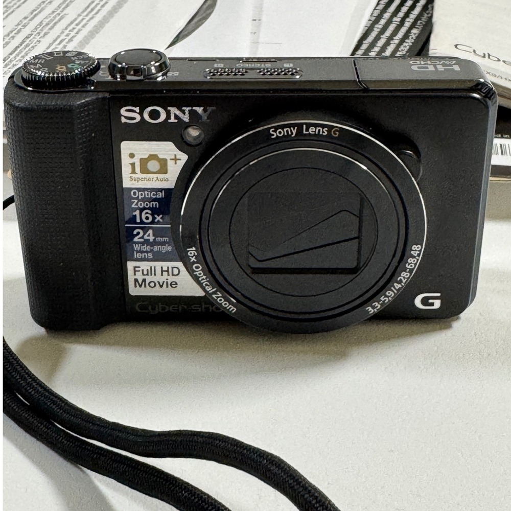 Sony Cyber-shot DSC-HX9V 16.2MP Digital Camera Black 16x Zoom HD Video - Picture 3 of 9
